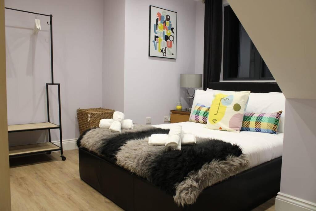 5 Star Apartment ลอนดอน ภายนอก รูปภาพ