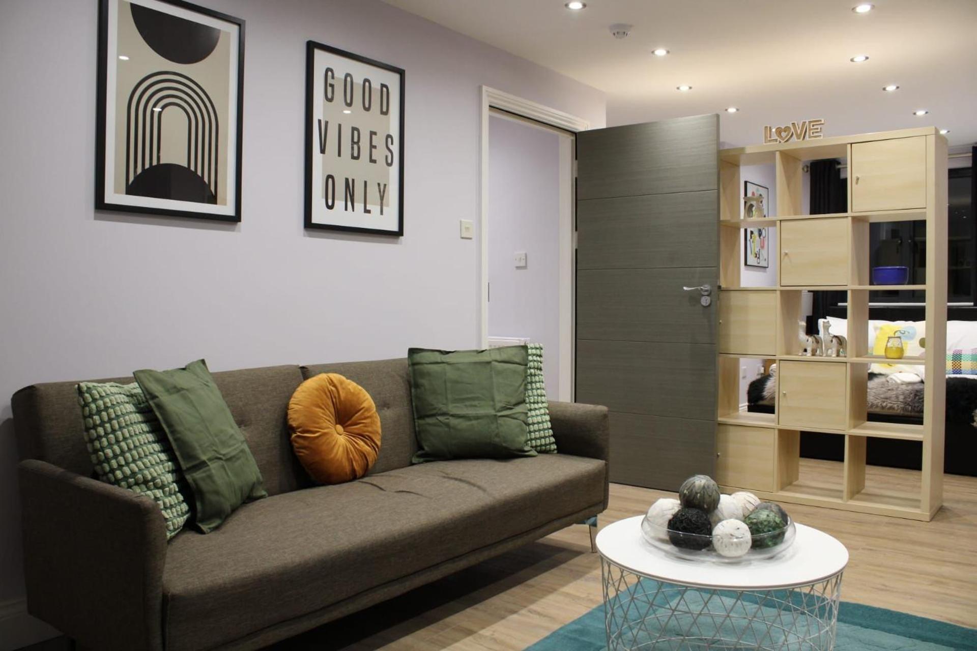 5 Star Apartment ลอนดอน ภายนอก รูปภาพ